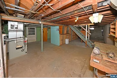 84 Maplewood Avenue, Hillsdale, NJ 07642 - Photo 20