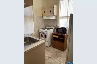 11 Preston Street 1E #1E, Ridgefield Park, NJ 07660 - Photo 10