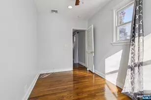 631 Valley St, Orange, NJ 07050 - Photo 22