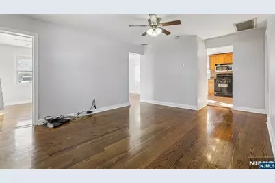 631 Valley Street, Orange, NJ 07050 - Photo 12