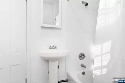 499 Crooks Avenue 2 #2, Clifton, NJ 07011 - Photo 8