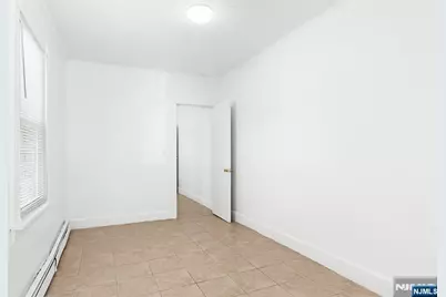 499 Crooks Avenue 2 #2, Clifton, NJ 07011 - Photo 6