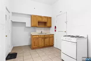 499 Crooks Ave 2, Clifton, NJ 07011 - Photo 4