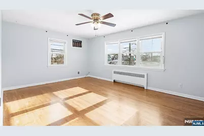 274 Greylock Parkway, Belleville, NJ 07109 - Photo 22