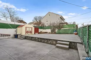 274 Greylock Pkwy, Belleville, NJ 07109 - Photo 10