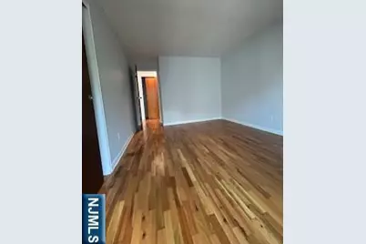 148 Undercliff Avenue 2 #2, Edgewater, NJ 07020 - Photo 12