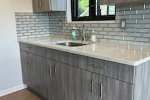 148 Undercliff Ave 2, Edgewater, NJ 07020 - Photo 4