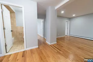 586 11th St, Newark, NJ 07107 - Photo 16