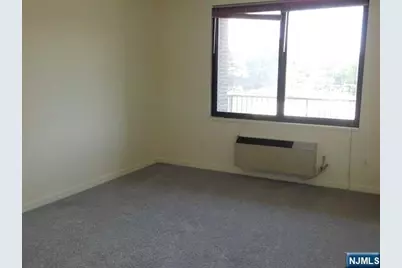 825 Palisade Avenue C2 #C2, Fort Lee, NJ 07024 - Photo 14