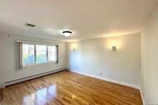 410 Abbott Ave Fl 1, Ridgefield, NJ 07657 - Photo 6