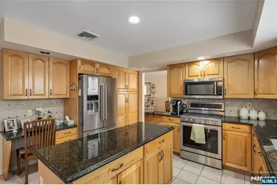 12 Catherine Terrace, Park Ridge, NJ 07656 - Photo 8