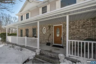 12 Catherine Terrace, Park Ridge, NJ 07656 - Photo 2