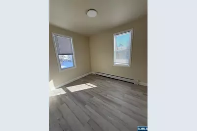 172 Humboldt Street, East Rutherford, NJ 07073 - Photo 8