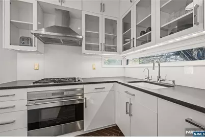 451 Mountain Avenue, North Caldwell, NJ 07006 - Photo 12