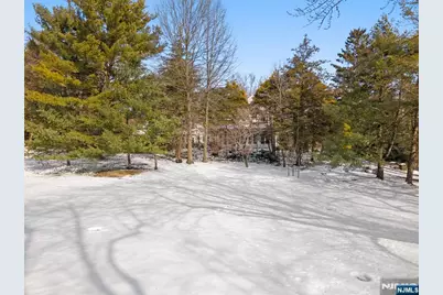 451 Mountain Avenue, North Caldwell, NJ 07006 - Photo 46