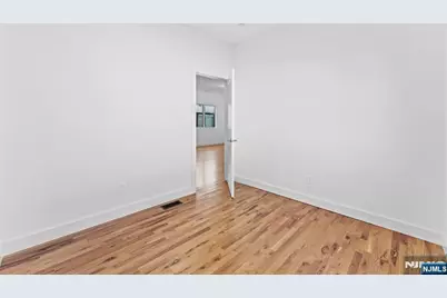 246 248 Cortlandt 1 #1, Belleville, NJ 07109 - Photo 10