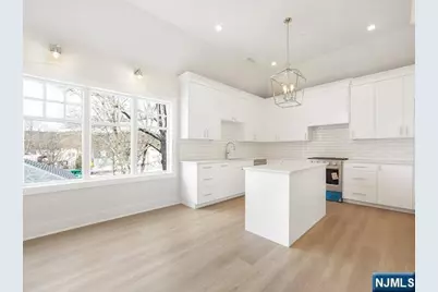 445 Ramapo Valley Road 3 #3, Oakland, NJ 07436 - Photo 4