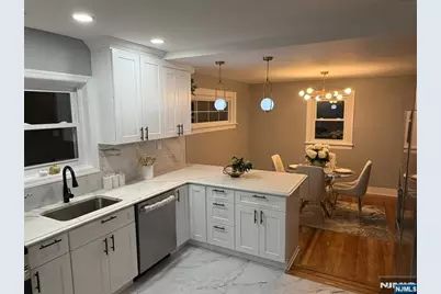 451 Sagamore Avenue, Teaneck Township, NJ 07666 - Photo 12