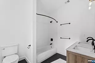 246-248 Cortlandt 2, Belleville, NJ 07109 - Photo 12