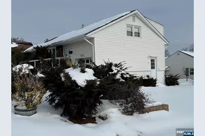 35 18th Avenue, Elmwood Park, NJ 07407 - Photo 4