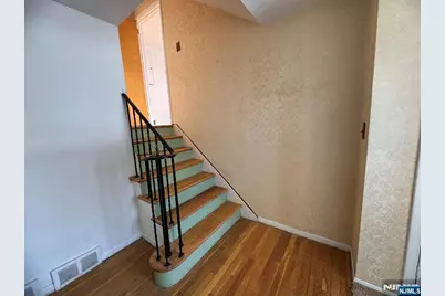 35 18th Avenue, Elmwood Park, NJ 07407 - Photo 16