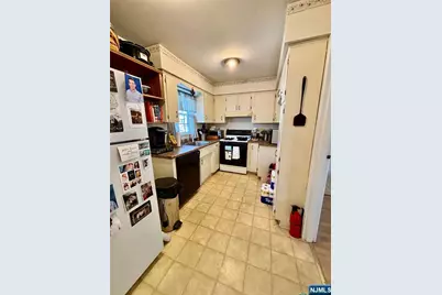 470 Valley Road C003A #C003A, Montclair, NJ 07043 - Photo 12