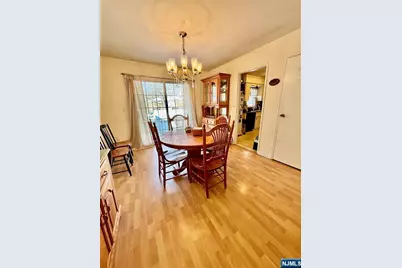 470 Valley Road C003A #C003A, Montclair, NJ 07043 - Photo 10