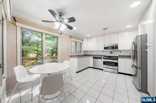 74 Lakeview Dr, Old Tappan, NJ 07675 - Photo 10