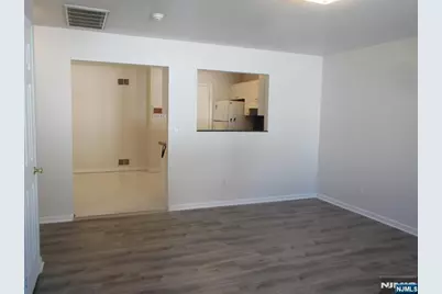 360 Ridge Road 1 #1, Lyndhurst Township, NJ 07071 - Photo 4