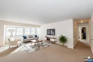 4125 Hilltop Rd, Mahwah, NJ 07430 - Photo 4