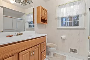 51 Black Oak Ln, Mahwah, NJ 07430 - Photo 20