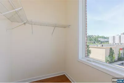 4 Main Street F112 #F112, Edgewater, NJ 07020 - Photo 12