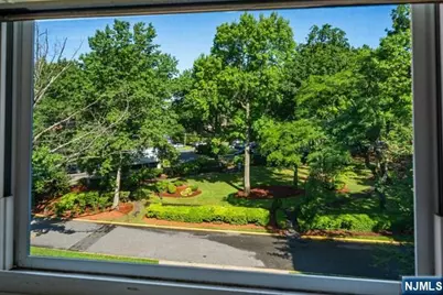 2330 Linwood Avenue 4C #4C, Fort Lee, NJ 07024 - Photo 22