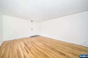 2330 Linwood Ave 4C, Fort Lee, NJ 07024 - Photo 6