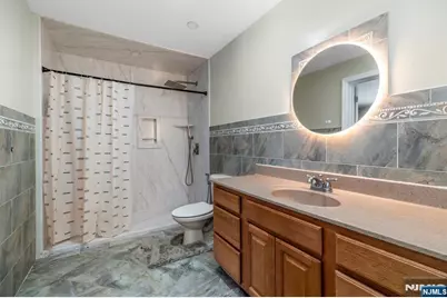 238 Park Avenue, Teaneck Township, NJ 07666 - Photo 16