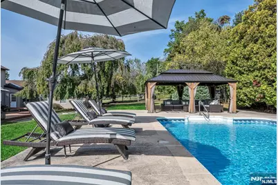 15 Cobbler Lane, Mahwah, NJ 07430 - Photo 44