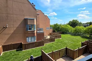 402 Williams Ct U402, Edgewater, NJ 07020 - Photo 1