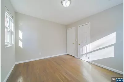 2460 1st Street, Fort Lee, NJ 07024 - Photo 28