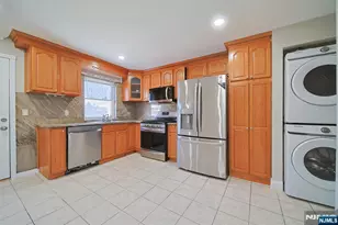 2460 1st St, Fort Lee, NJ 07024 - Photo 14