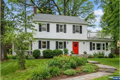 8 Highmont Terrace, Montclair, NJ 07042 - Photo 2