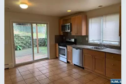 111 E Edsall Avenue 1st Floor #1st Floor, Palisades Park, NJ 07650 - Photo 2