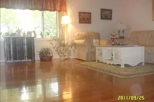 294 Buttonwood Dr, Paramus, NJ 07652 - Photo 2