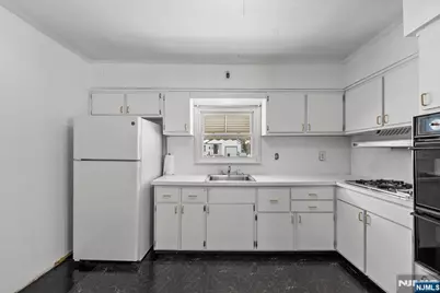 316-318 Maitland Avenue, Paterson, NJ 07502 - Photo 8