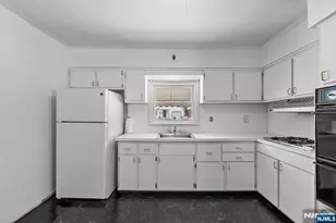 316-318 Maitland Ave, Paterson, NJ 07502 - Photo 8