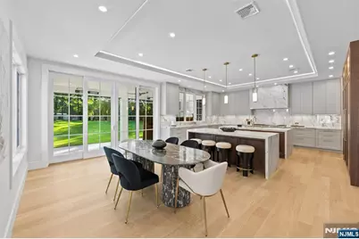 90 Essex Drive, Tenafly, NJ 07670 - Photo 18