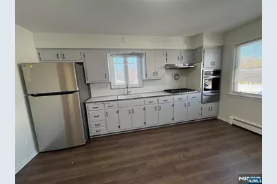 177 Falmouth Avenue, Elmwood Park, NJ 07407 - Photo 2