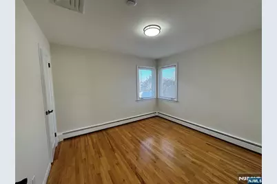 177 Falmouth Avenue, Elmwood Park, NJ 07407 - Photo 8