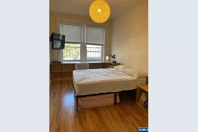 218 Broad Avenue 1E #1E, Leonia, NJ 07605 - Photo 2