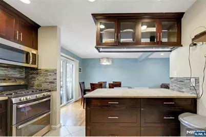 379 Wildrose Avenue, Bergenfield, NJ 07621 - Photo 12