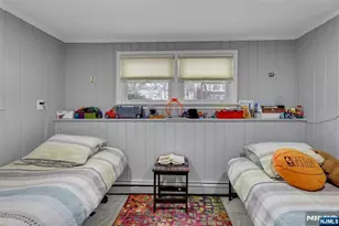 379 Wildrose Ave, Bergenfield, NJ 07621 - Photo 34